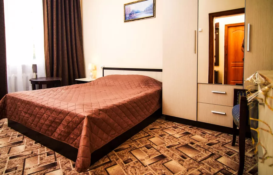 1-местный номер 2 категории во 2 корпусе санатория «Кирова» в Кисловодске - фотография