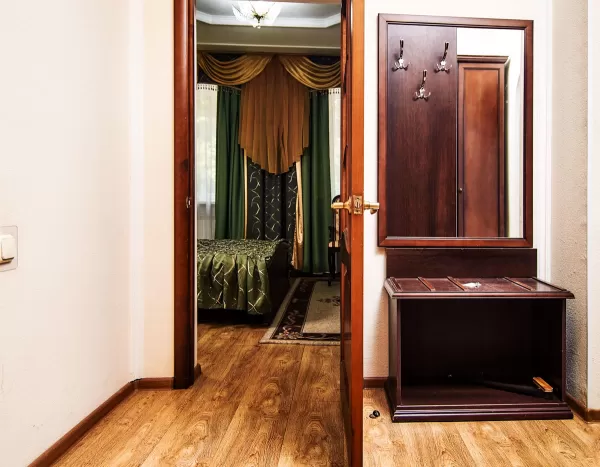 Номер «Люкс» 2-комнатный в санатории «Кирова» в Кисловодске - фотография