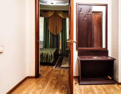 Номер «Люкс» 2-комнатный в санатории «Кирова» в Кисловодске - фотография